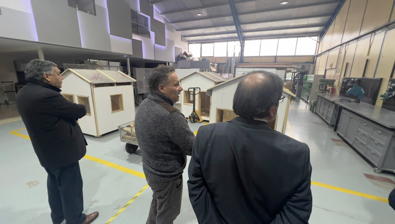 /delegacion-provincial-de-arauco-fortalece-vinculos-con-la-academia-para