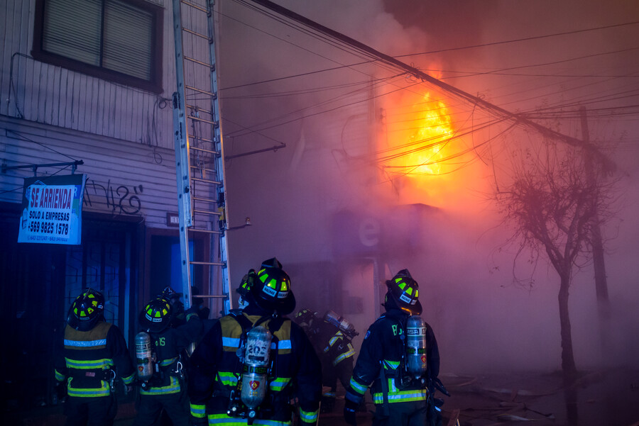 /violento-incendio-en-un-cite-dejo-a-mas-de-40-familias-damnificadas